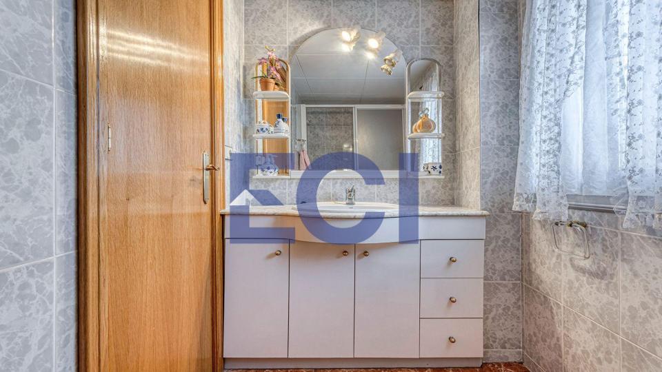 PISO A LA VENTA EN SANT ILDEFONS